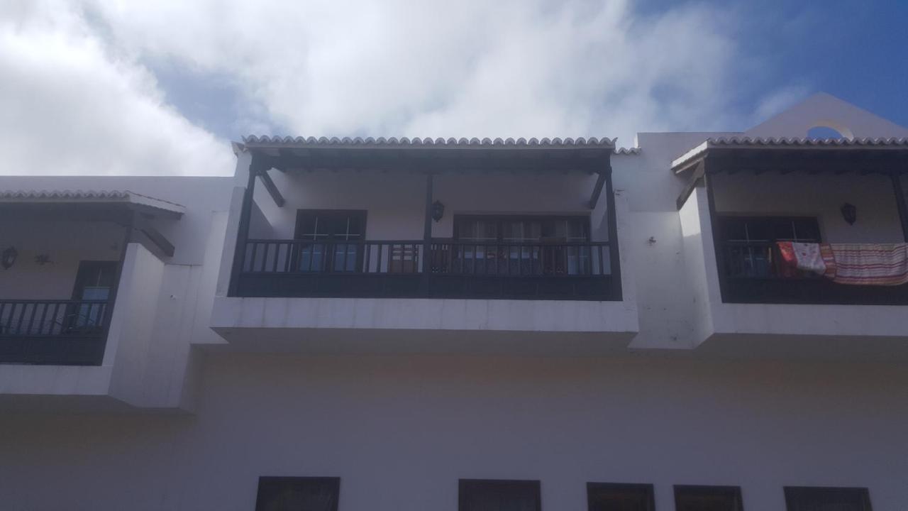 Madesaik Brena Baja